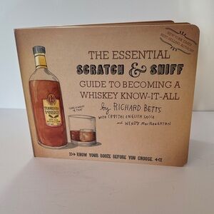 The Essential Scratch & Sniff Guide to Becoming a Whiskey Know-It-All - Brown